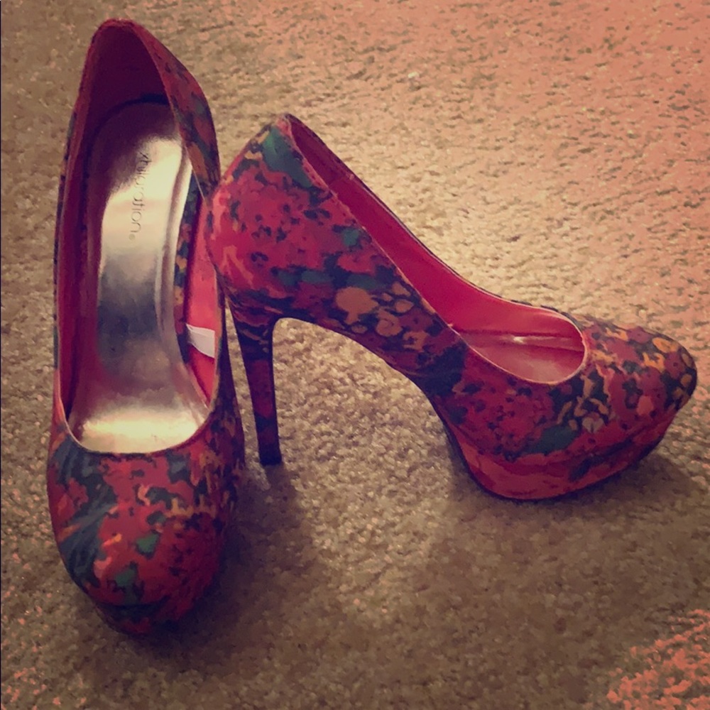 Summery Xhilaration Heels!